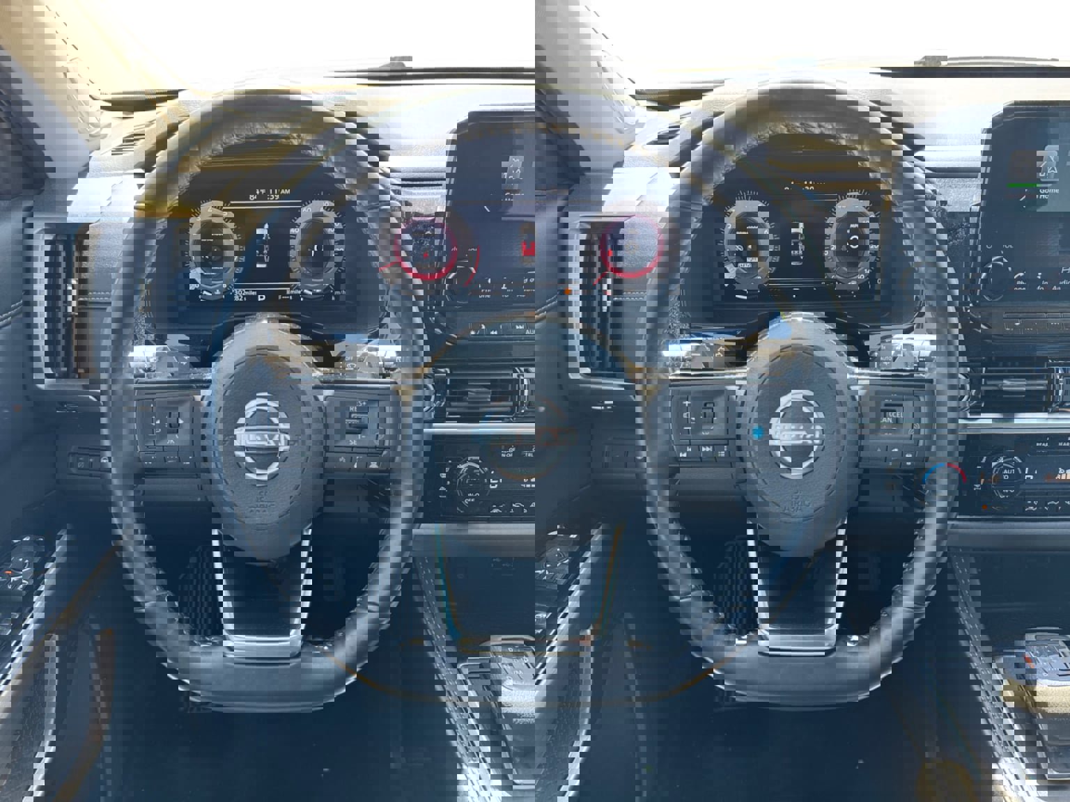 Used 2023 Nissan Pathfinder Platinum w/ Lighting Package (N93) image 12