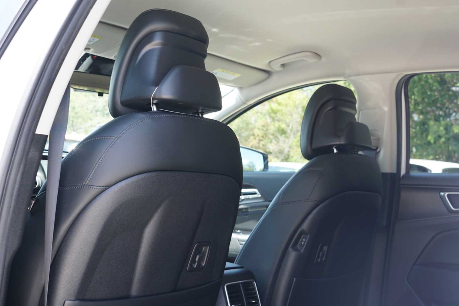 Certified 2023 Kia Sportage EX FWD image 17