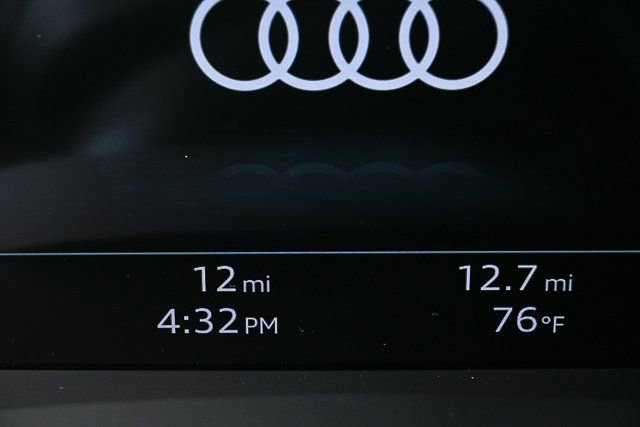 New 2026 Audi Q8 Premium image 12