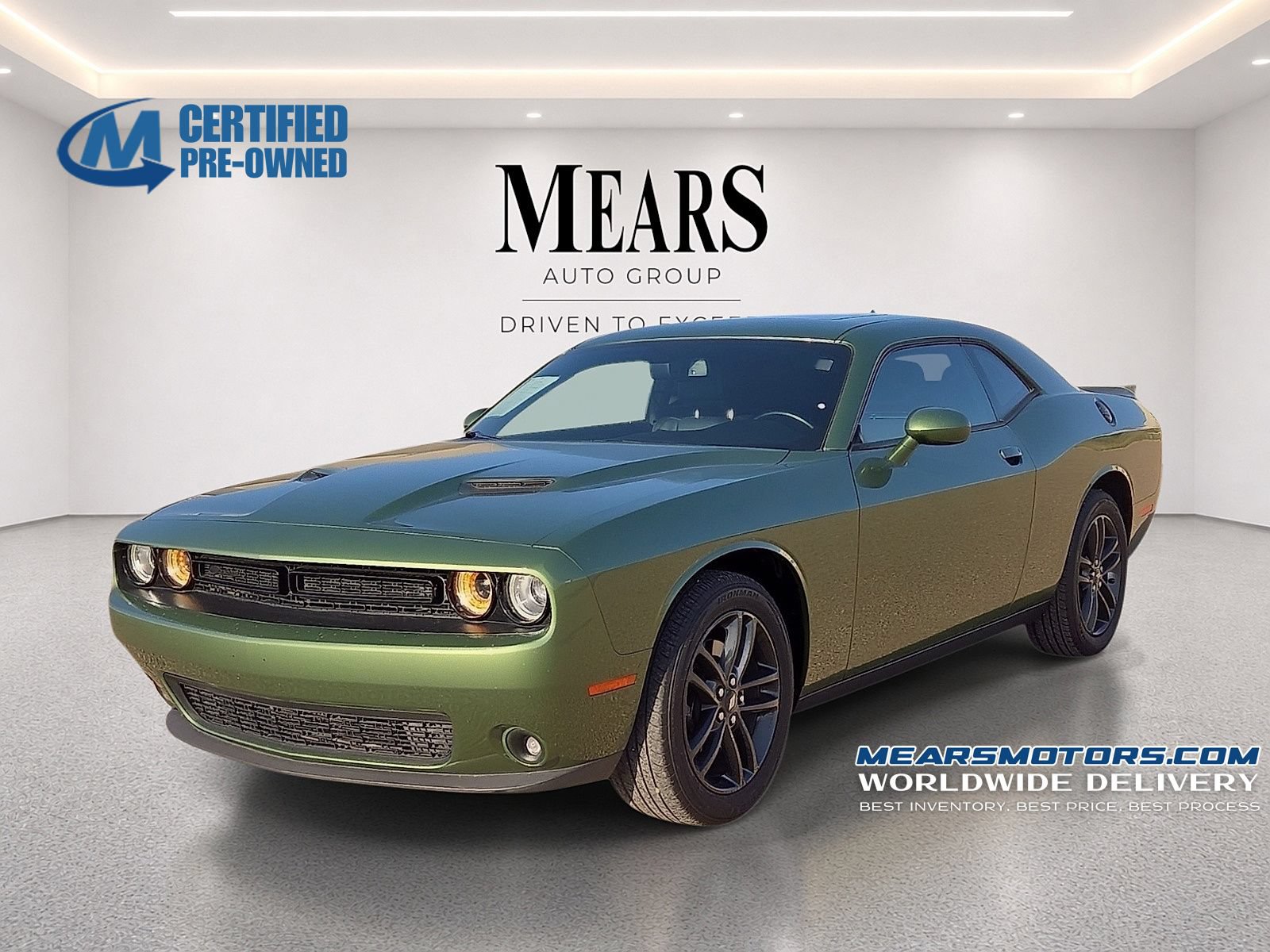 Used 2019 Dodge Challenger SXT w/ Plus Package AWD/4WD image 1
