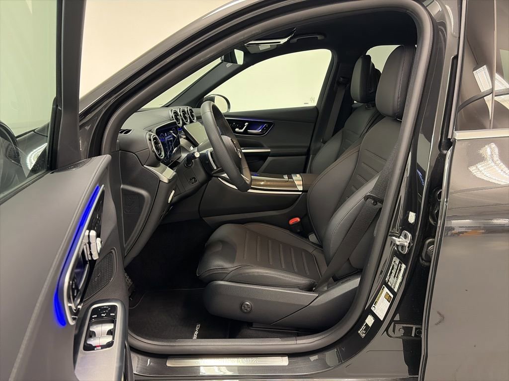 Used 2026 Mercedes-Benz GLC 350e 4MATIC image 11