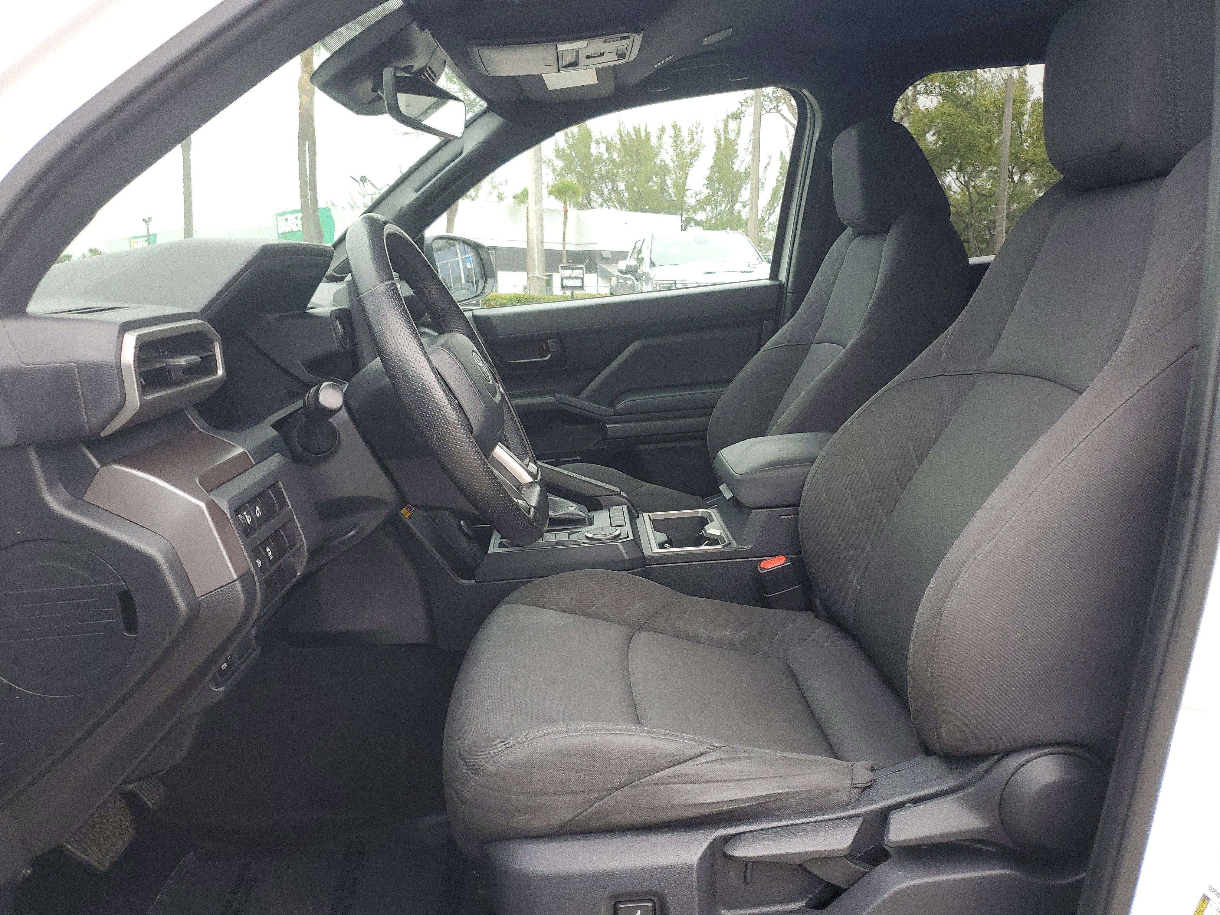 Used 2024 Toyota Tacoma SR5 image 9