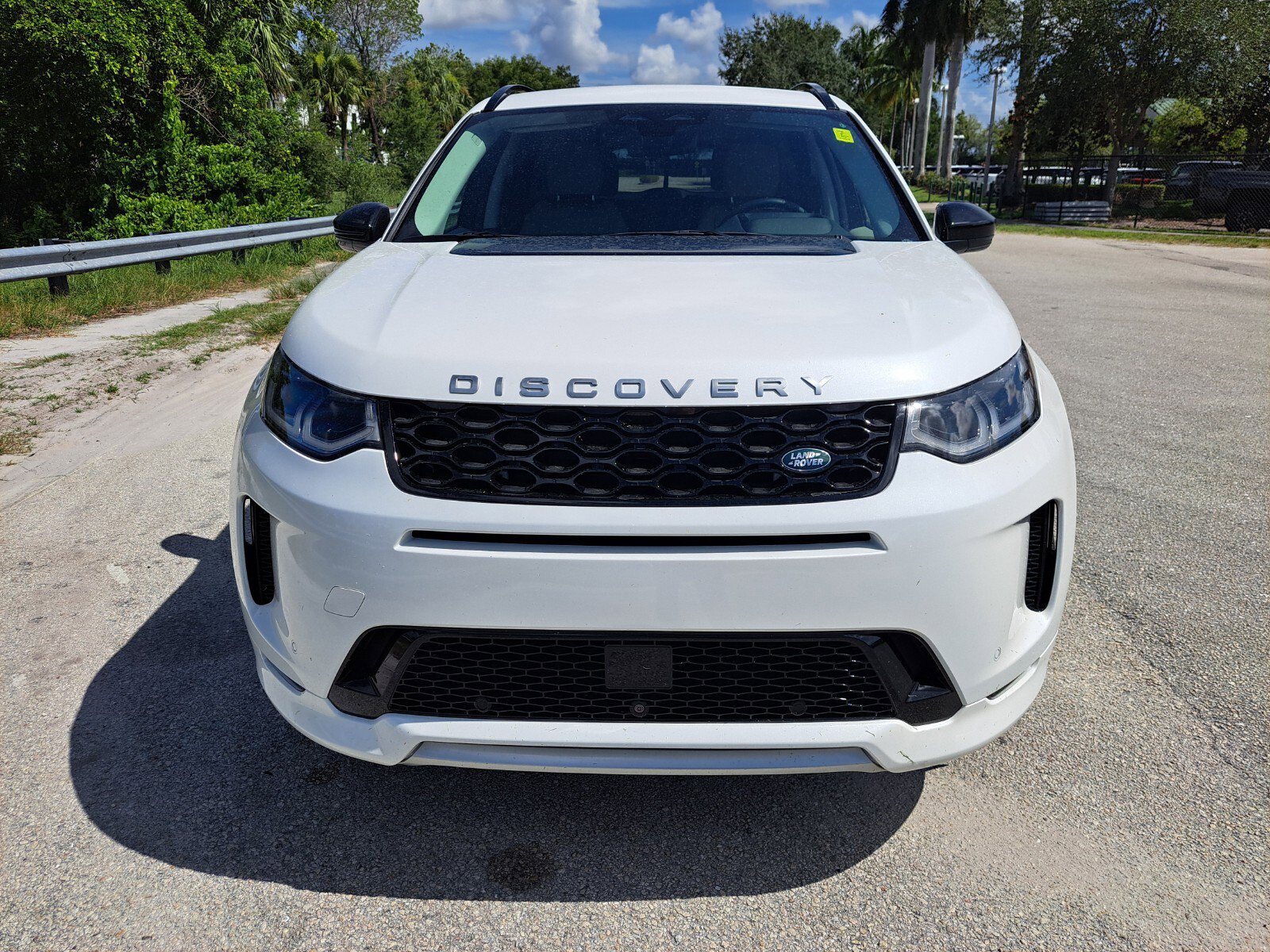 Certified 2025 Land Rover Discovery Sport S image 8