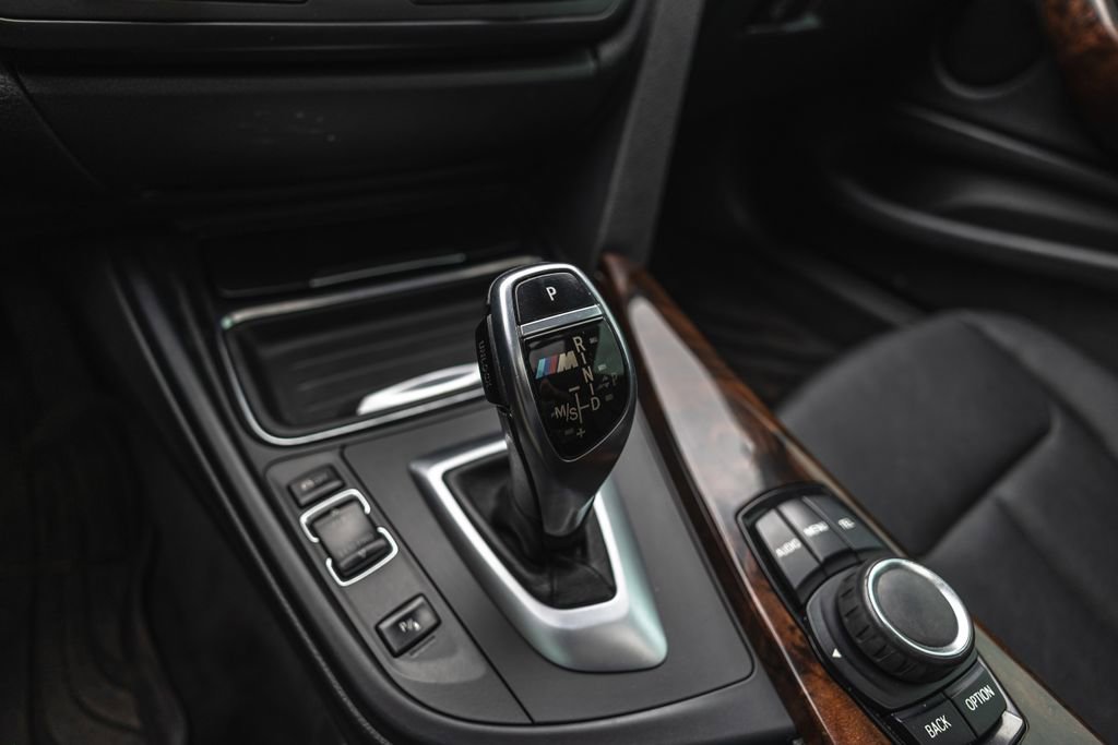 Used 2014 BMW 428i xDrive Coupe w/ Driver Assistance Package AWD/4WD image 17