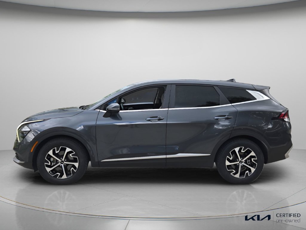 Certified 2023 Kia Sportage EX FWD image 3