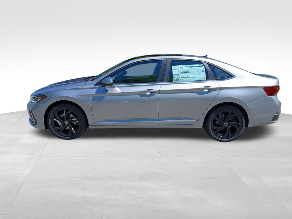 New 2026 Volkswagen Jetta SE FWD image 2