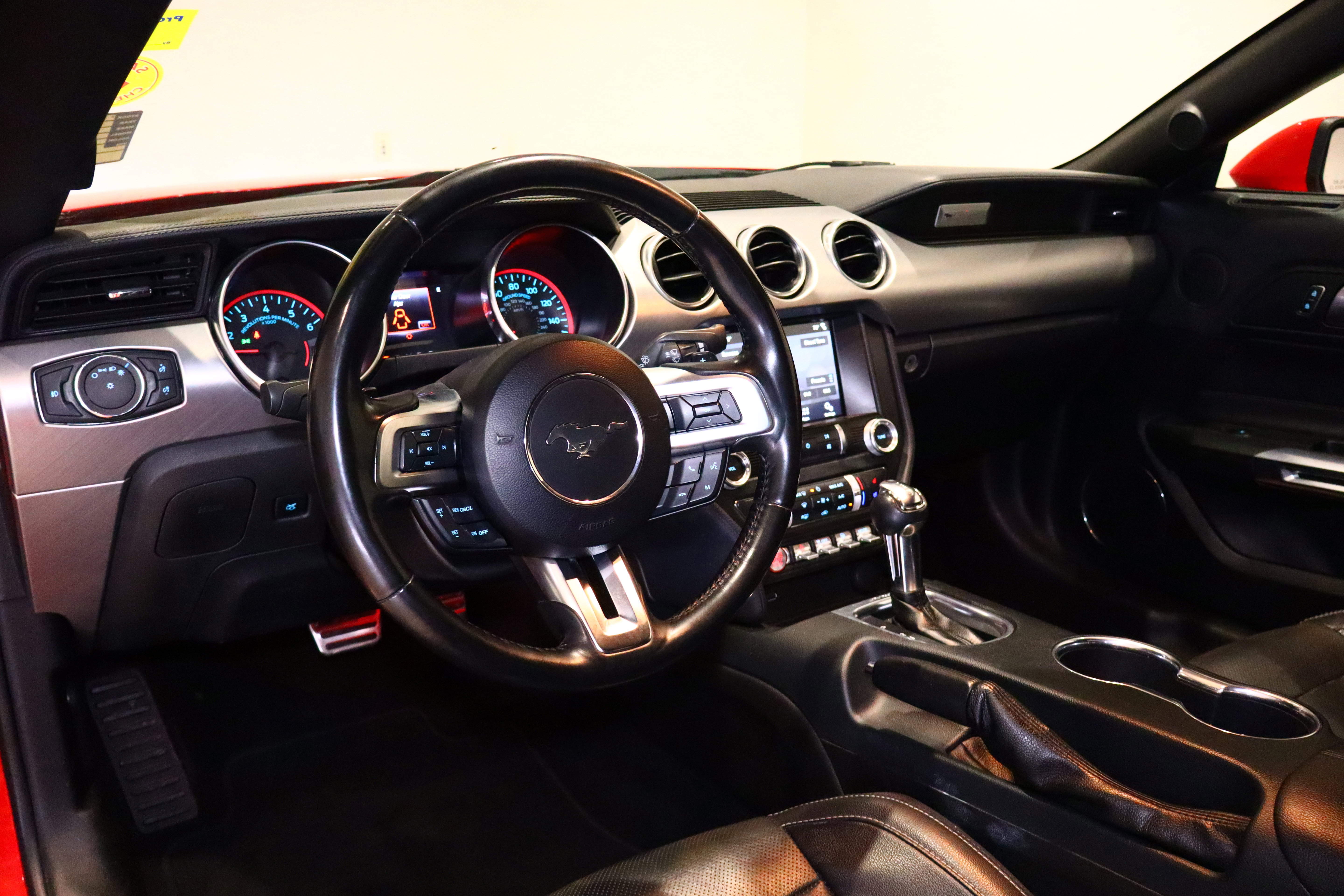 Used 2019 Ford Mustang Premium image 10