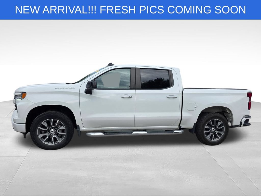 Used 2023 Chevrolet Silverado 1500 RST AWD/4WD image 3