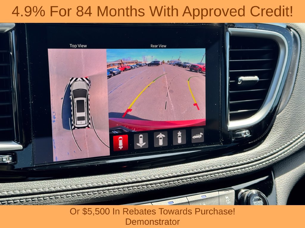 New 2026 Chrysler Pacifica Select FWD image 27