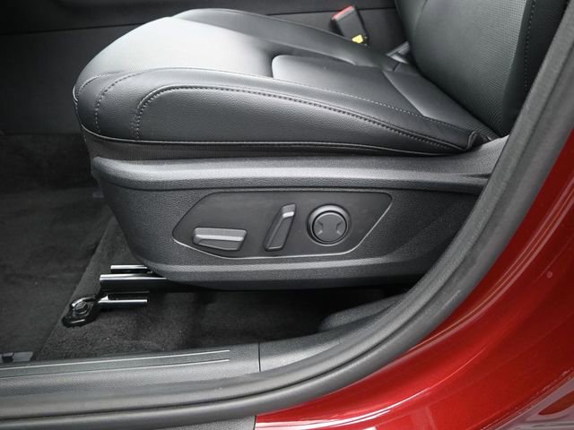 Used 2025 Kia Sportage SX image 10