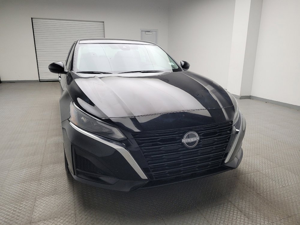 Used 2023 Nissan Altima 2.5 SV image 14