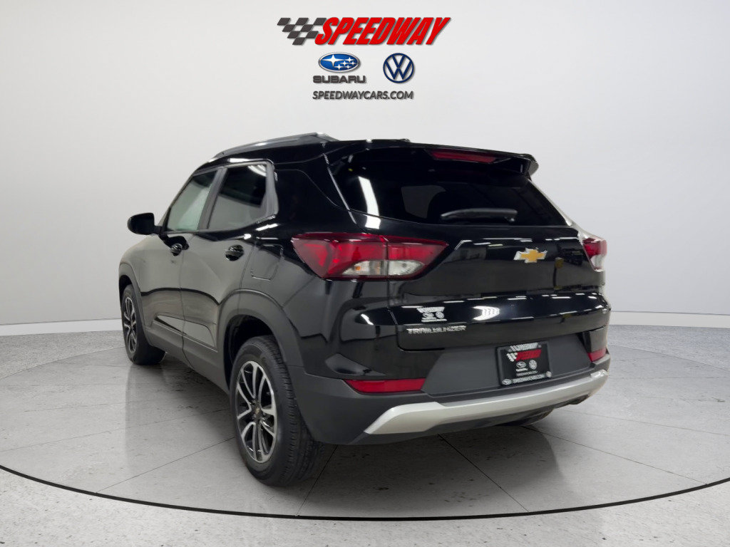 Used 2025 Chevrolet TrailBlazer LT FWD image 8