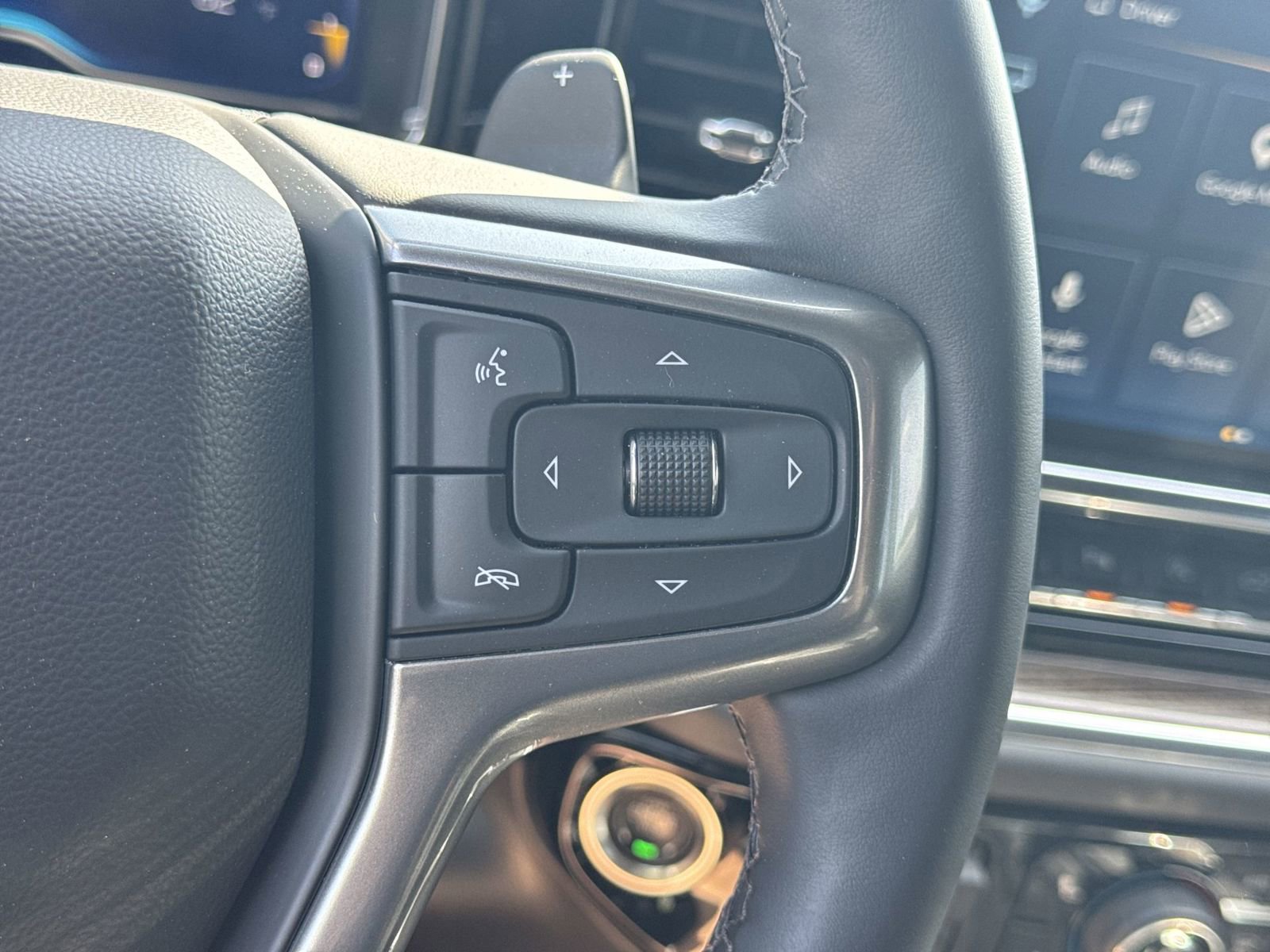 Used 2025 Chevrolet Silverado 1500 LT Trail Boss w/ LT Trail Boss Premium Package image 20