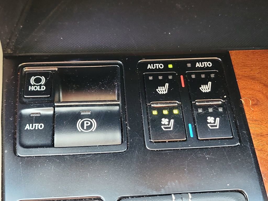 Used 2019 Lexus RX 350L 350L w/ Premium Package image 33