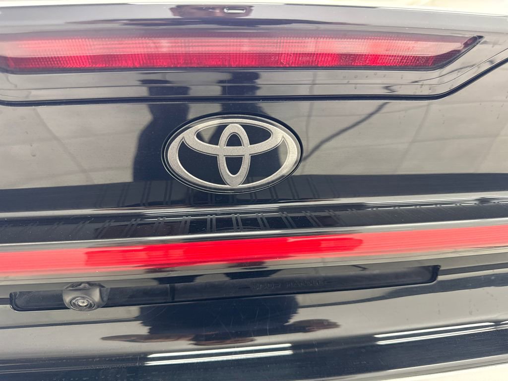 Used 2024 Toyota Prius LE image 21