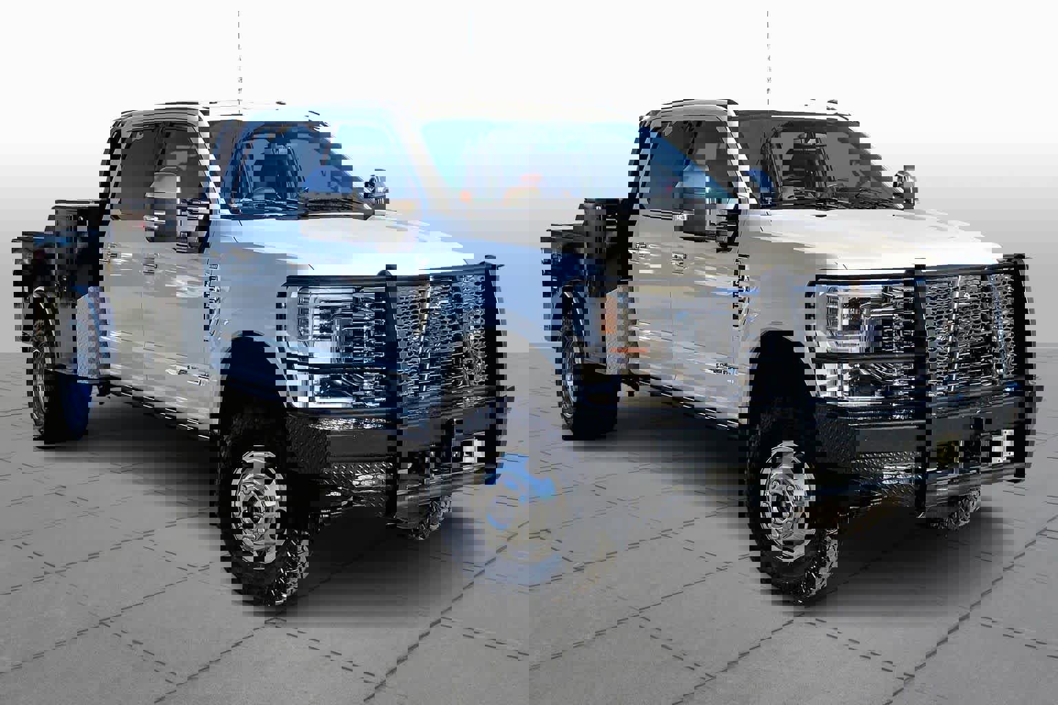 Used 2021 Ford F350 King Ranch w/ King Ranch Ultimate Package image 3