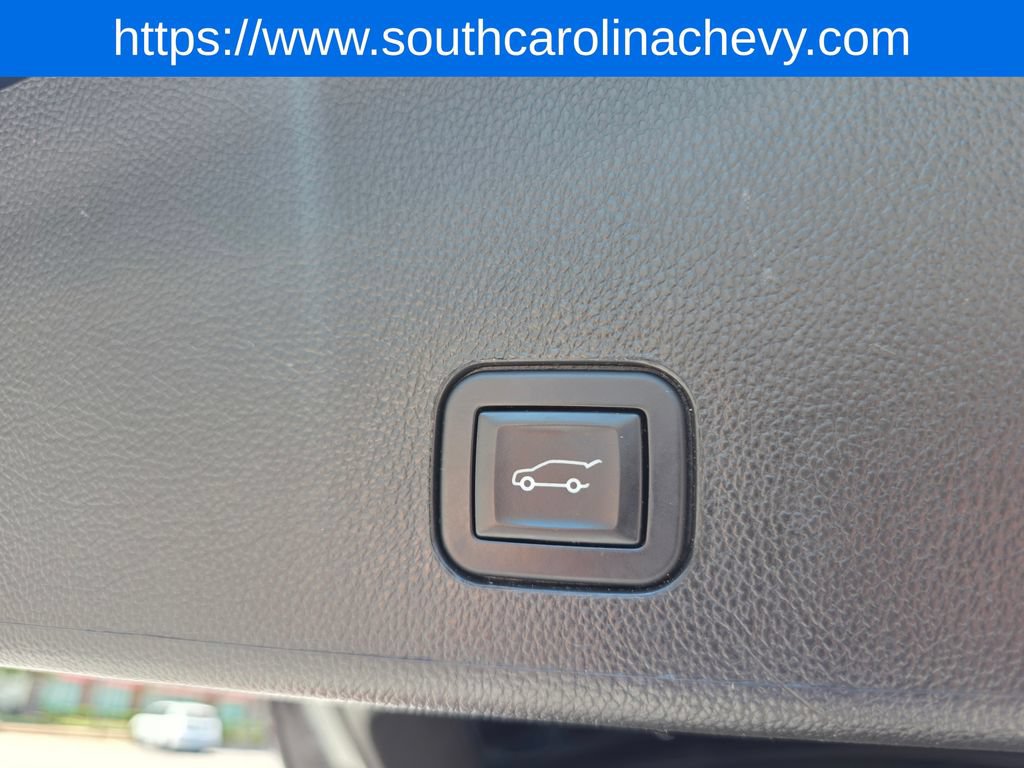 Used 2015 Cadillac SRX Luxury w/ Driver Awareness Package FWD image 32