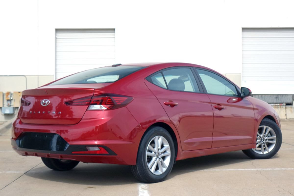 Used 2019 Hyundai Elantra Value Edition FWD image 3