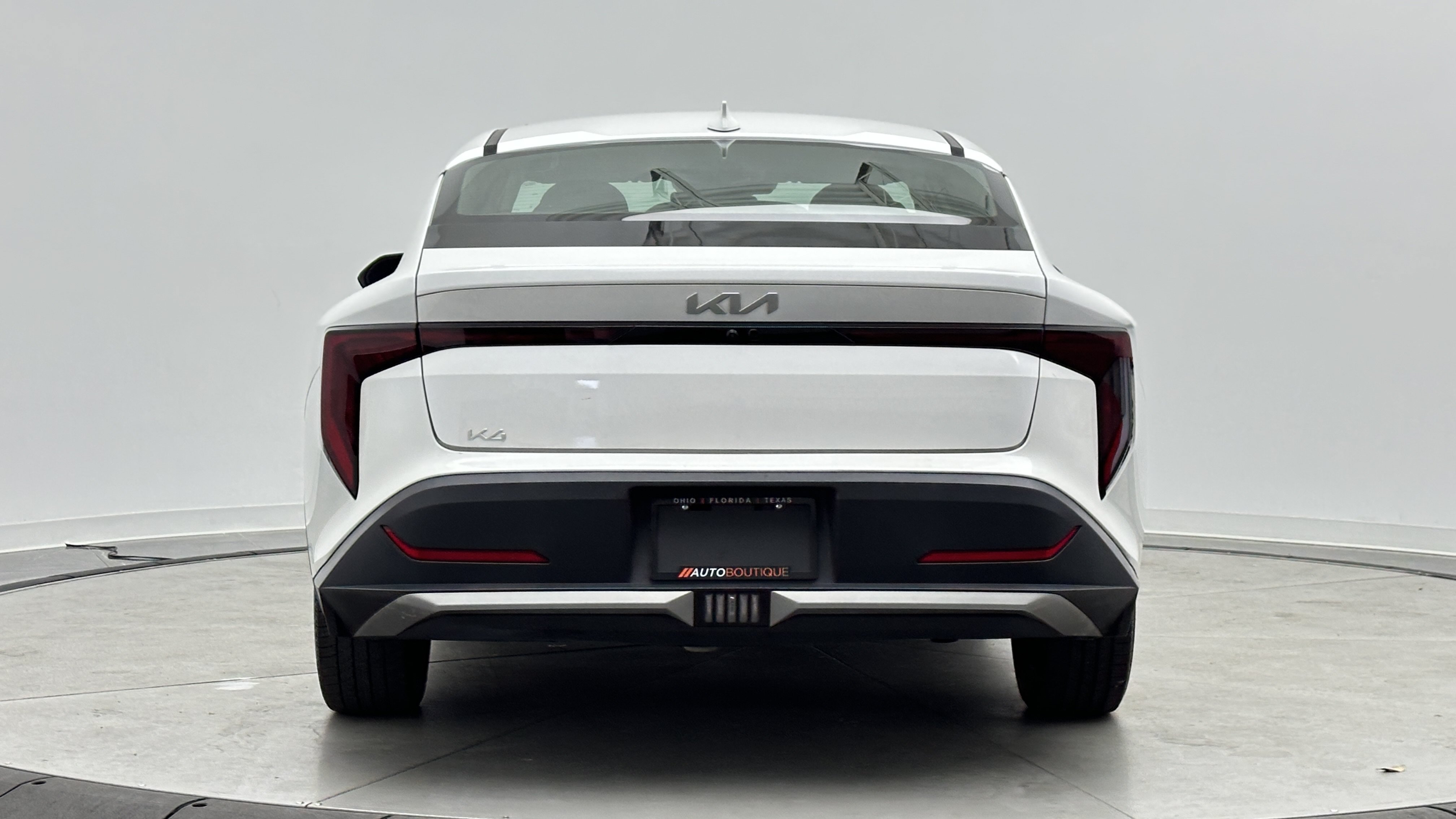 Used 2025 Kia K4 FWD image 6