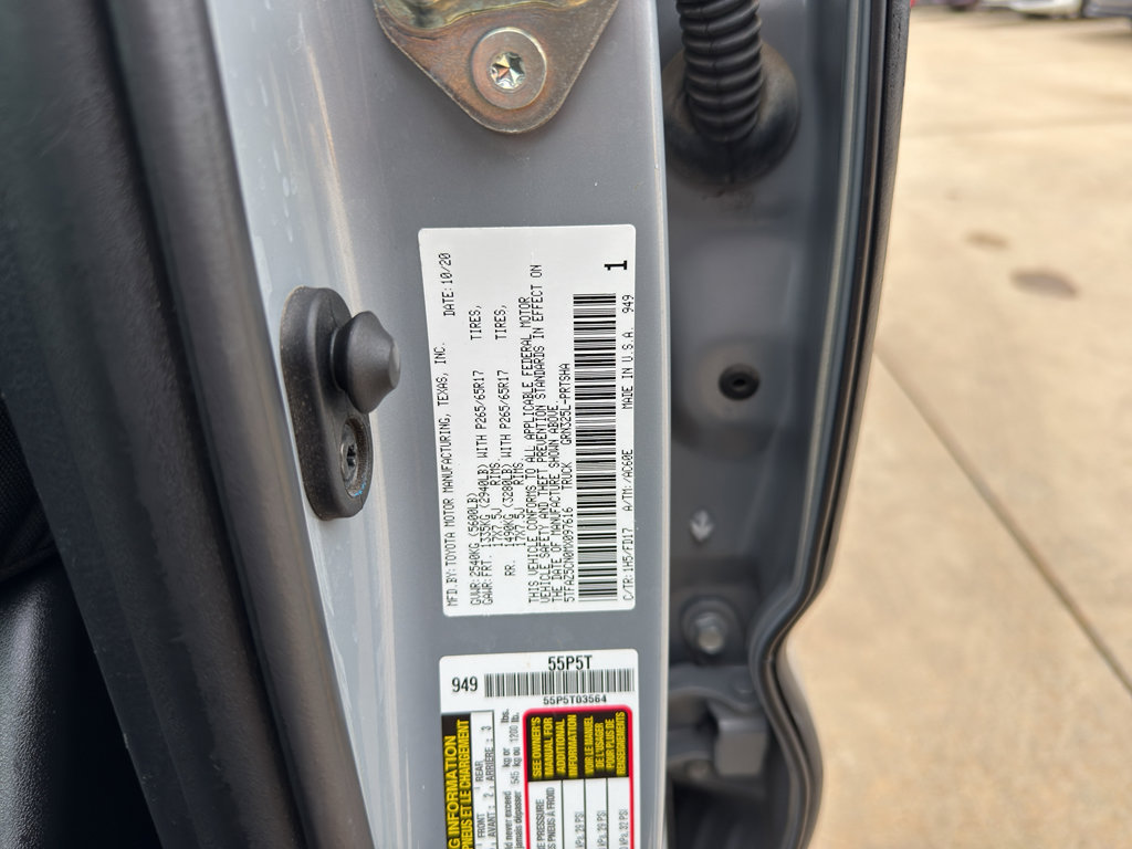 Used 2021 Toyota Tacoma TRD Sport w/ Technology Package RWD image 26