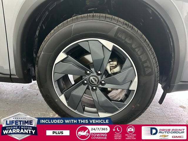 Used 2024 Nissan Rogue SV AWD/4WD image 11