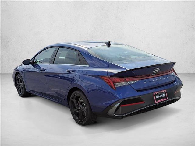 Certified 2026 Hyundai Elantra SEL Sport Premium FWD image 7