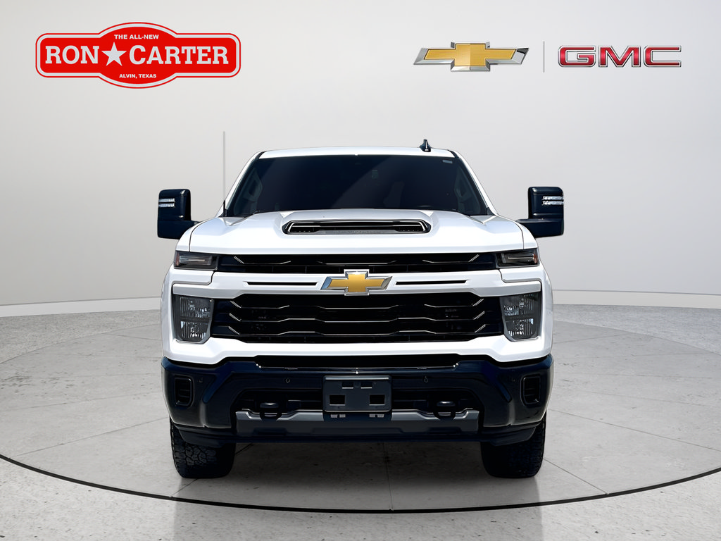 Used 2025 Chevrolet Silverado 2500 Custom w/ Custom Value Package AWD/4WD image 2