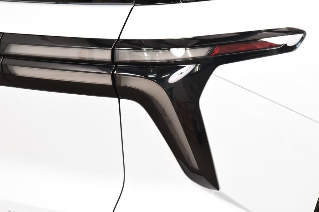 New 2026 Chevrolet Traverse High Country AWD/4WD image 19