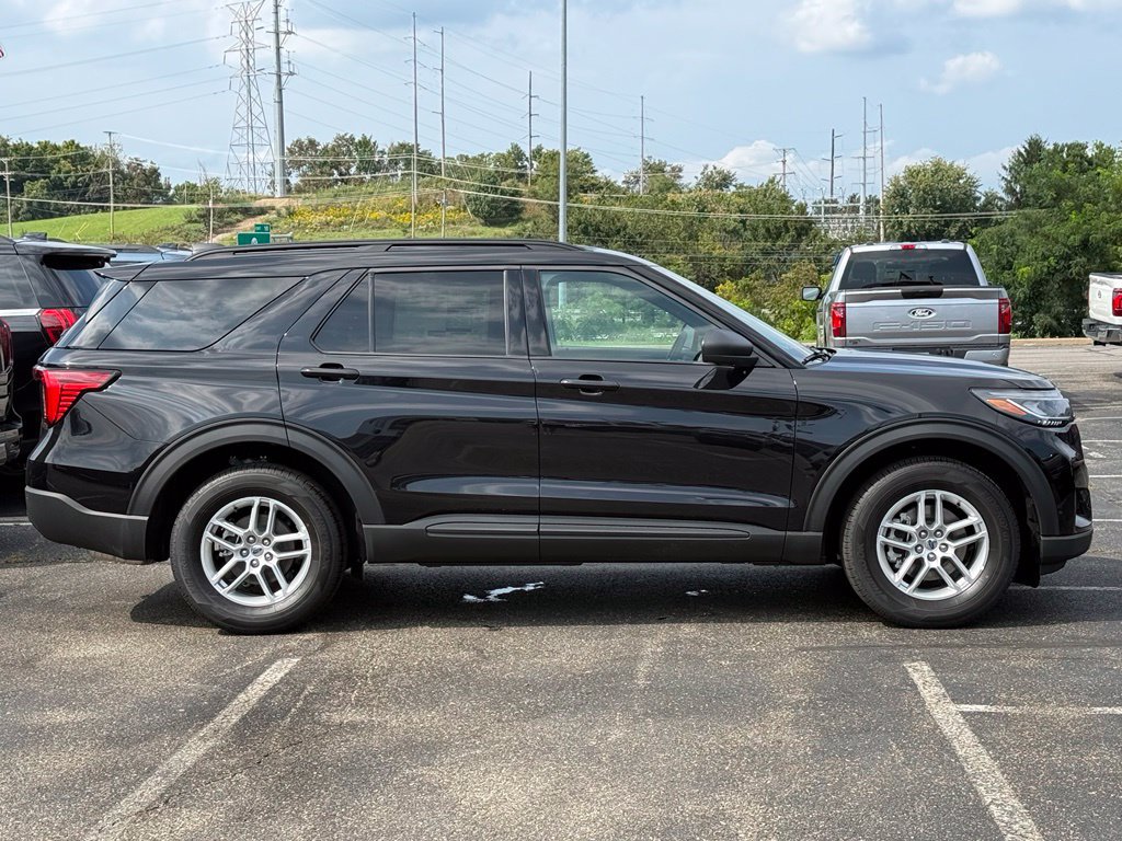 New 2027 Ford Explorer Active AWD/4WD image 4