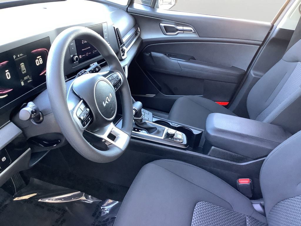 Used 2024 Kia Sportage LX image 24