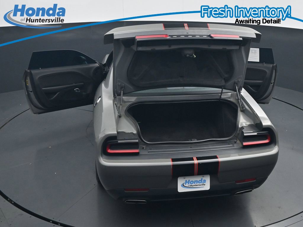 Used 2019 Dodge Challenger SXT RWD image 47