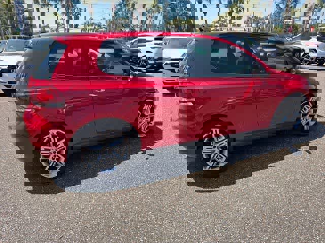 Used 2012 Volkswagen Golf TDI image 9