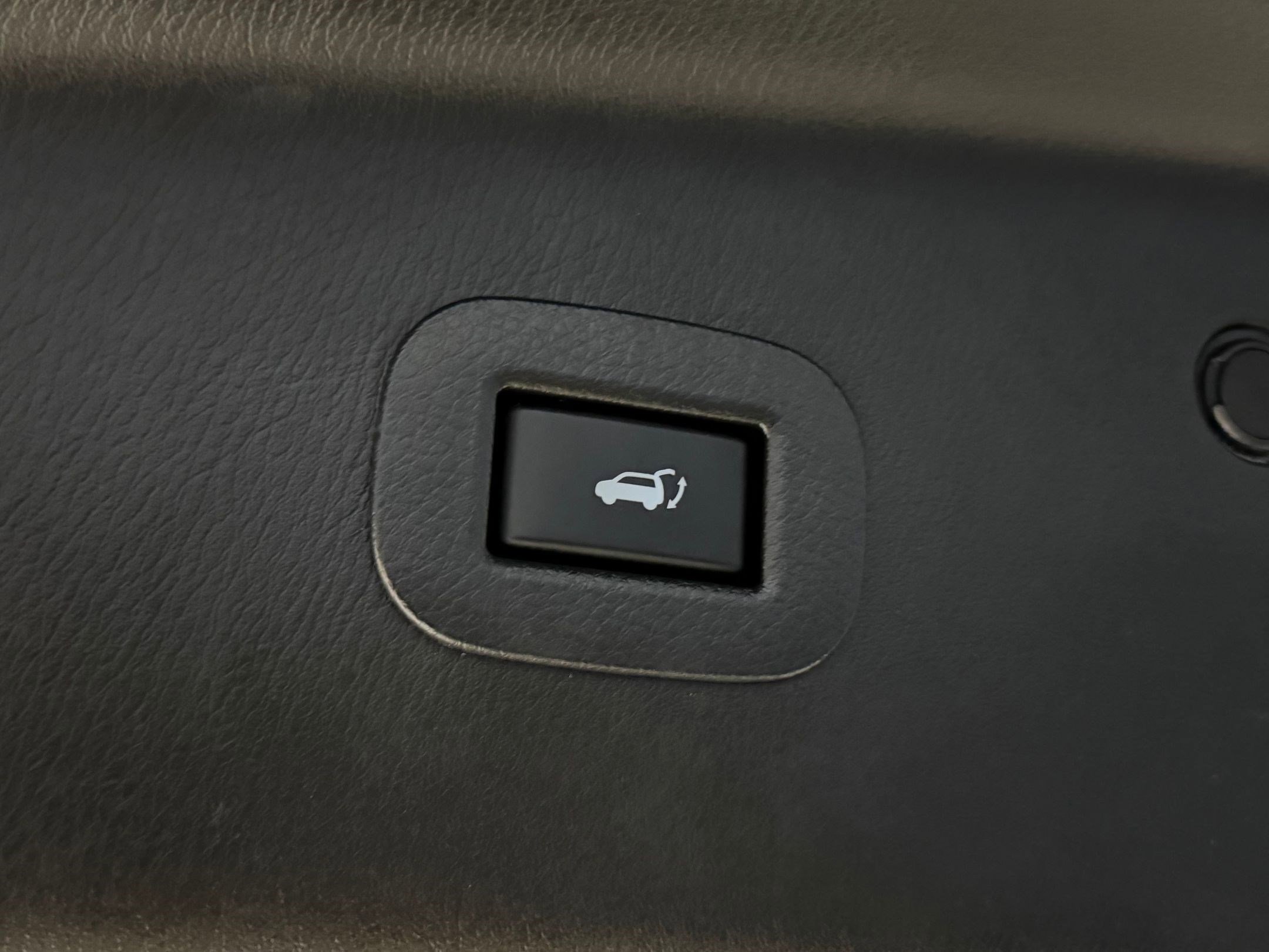 Used 2020 INFINITI QX80 Luxe w/ Edition 30 Package RWD image 45