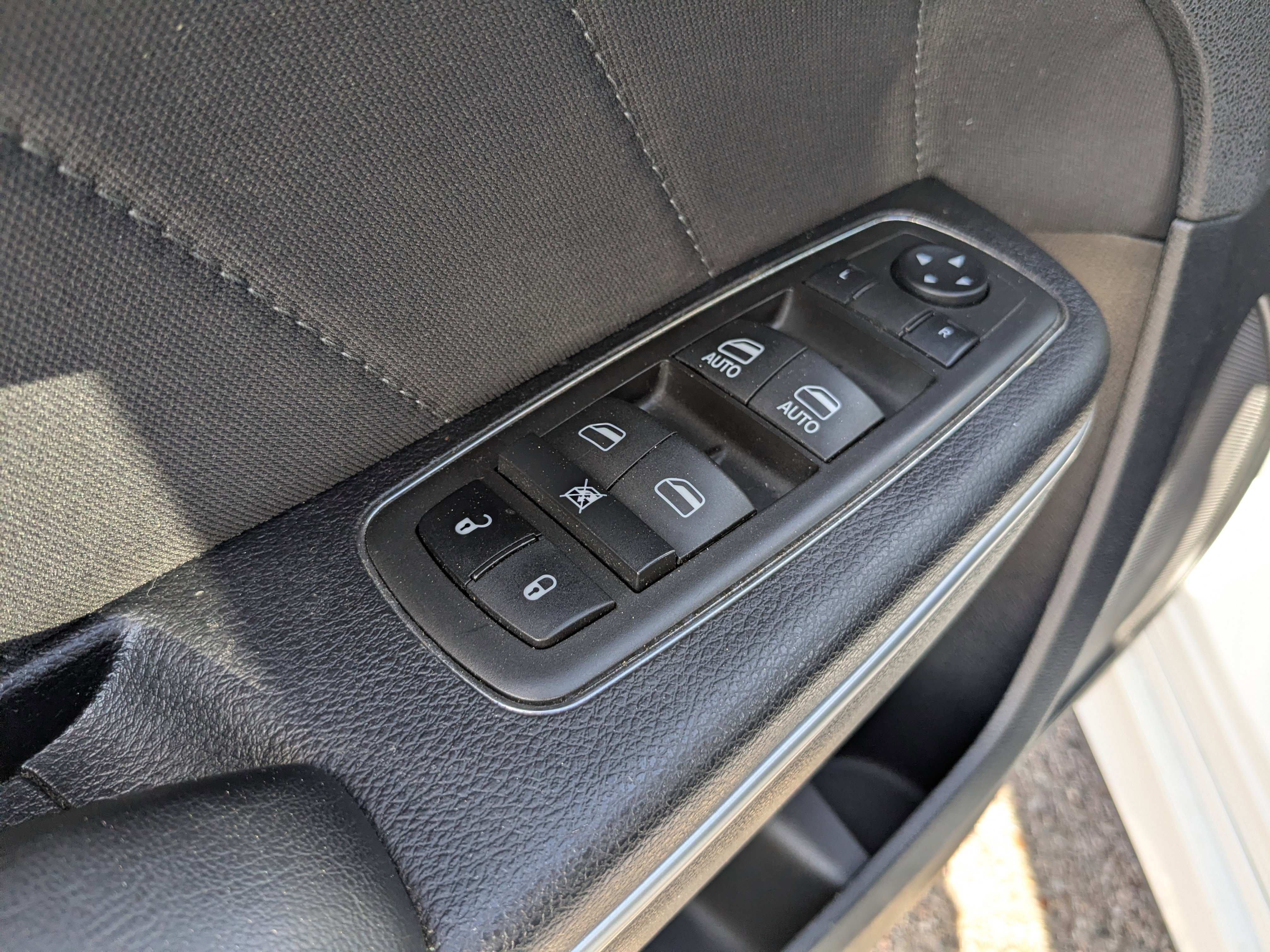 Used 2021 Dodge Charger SXT image 31