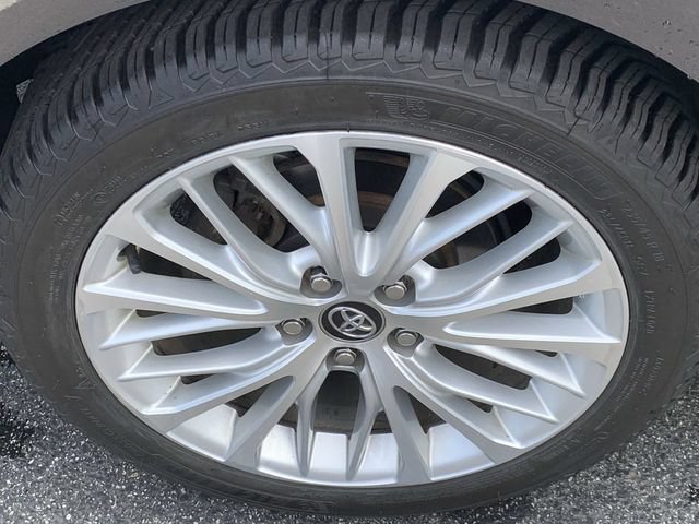 Certified 2020 Toyota Camry XLE w/ Sunroof Package FWD image 34