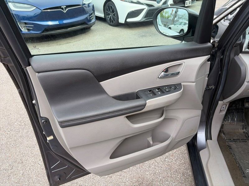 Used 2014 Honda Odyssey EX-L image 8