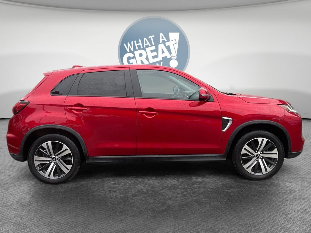 Used 2020 Mitsubishi Outlander Sport ES AWD/4WD image 2