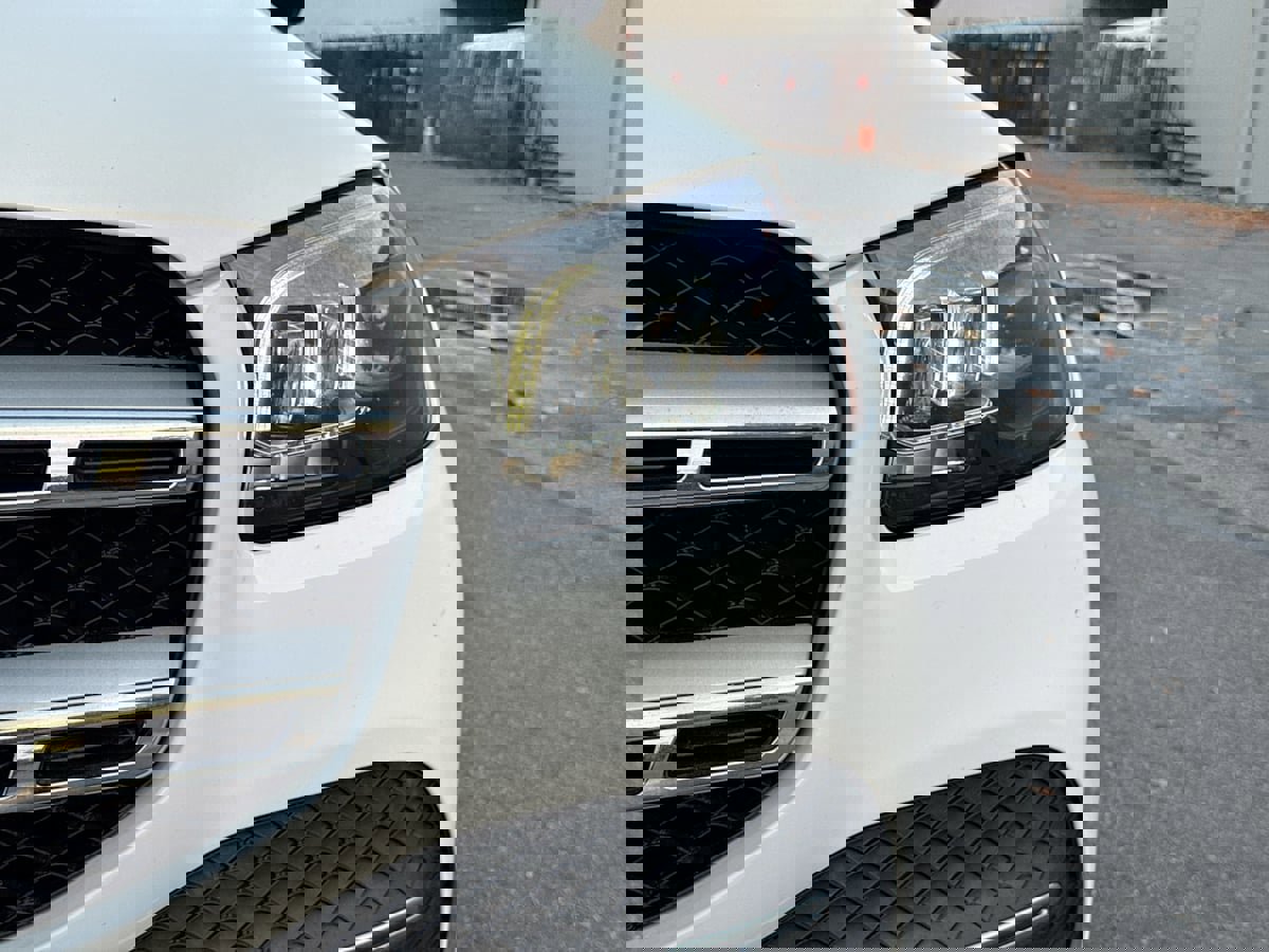 Used 2023 Mercedes-Benz GLS 450 4MATIC image 41