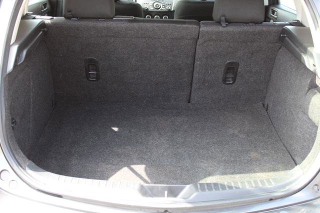 Used 2013 MAZDA MAZDA3 i Touring FWD image 16