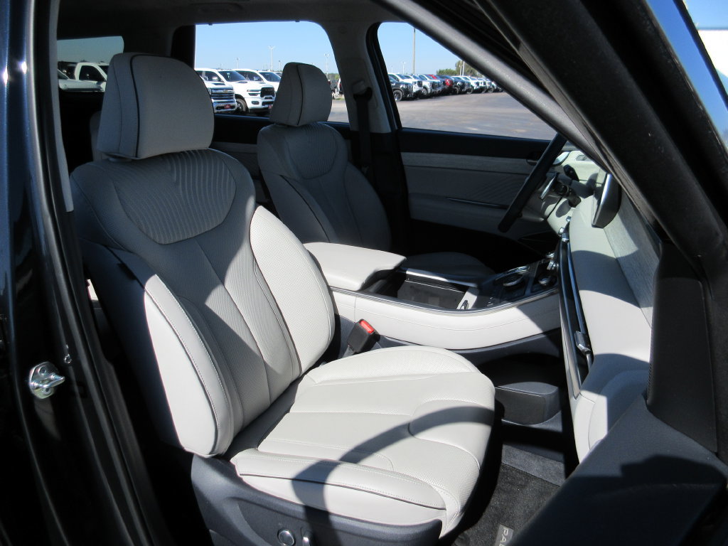 Used 2025 Hyundai Palisade Calligraphy AWD/4WD image 24