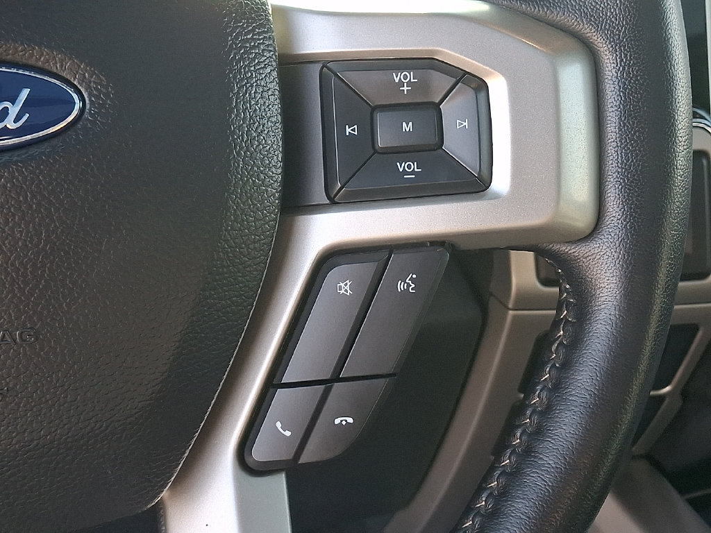 Used 2022 Ford F350 Lariat w/ Tremor Off-Road Package AWD/4WD image 24