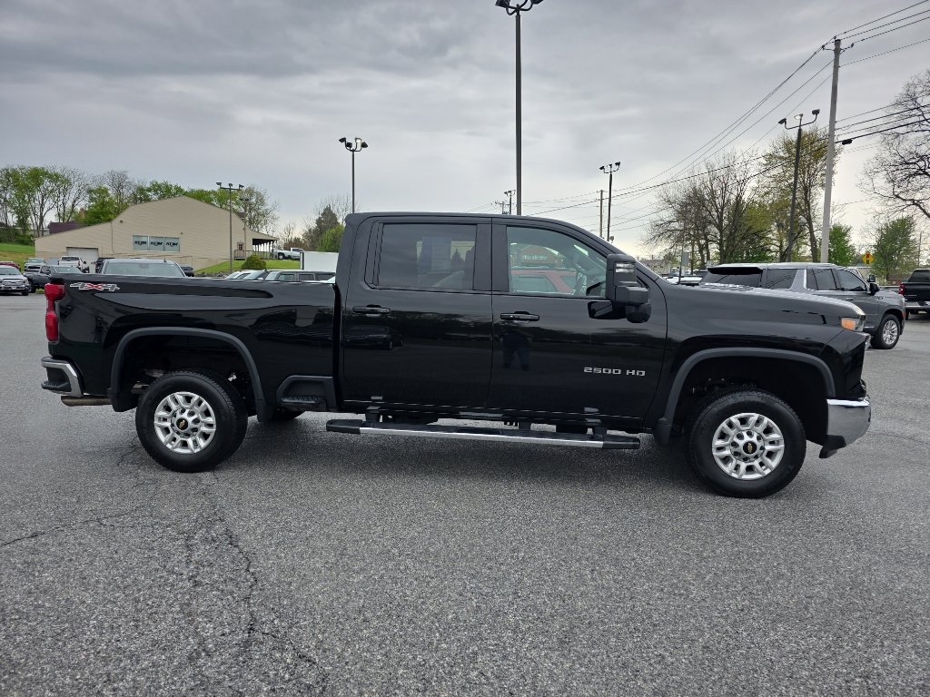 Used 2025 Chevrolet Silverado 2500 LT w/ Convenience Package AWD/4WD image 22