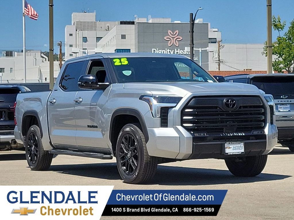 Used 2025 Toyota Tundra Limited AWD/4WD image 10