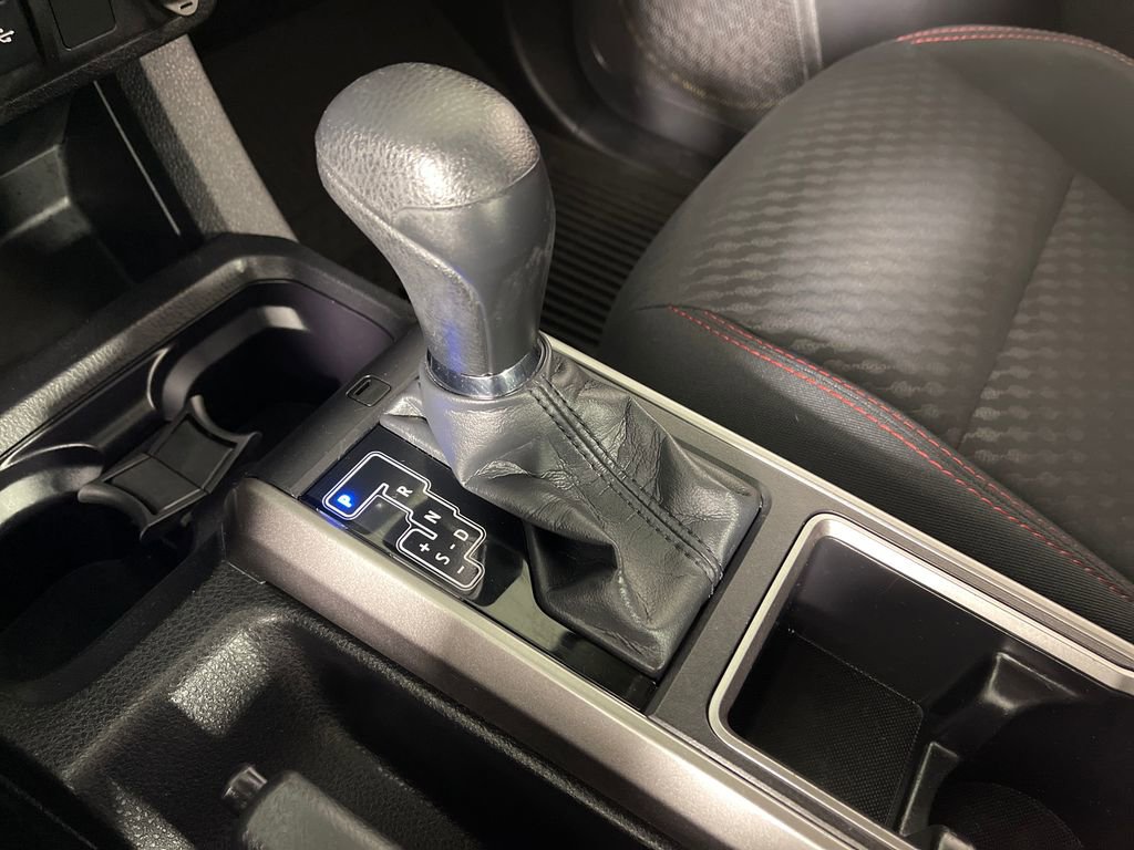 Certified 2022 Toyota Tacoma SR5 RWD image 22
