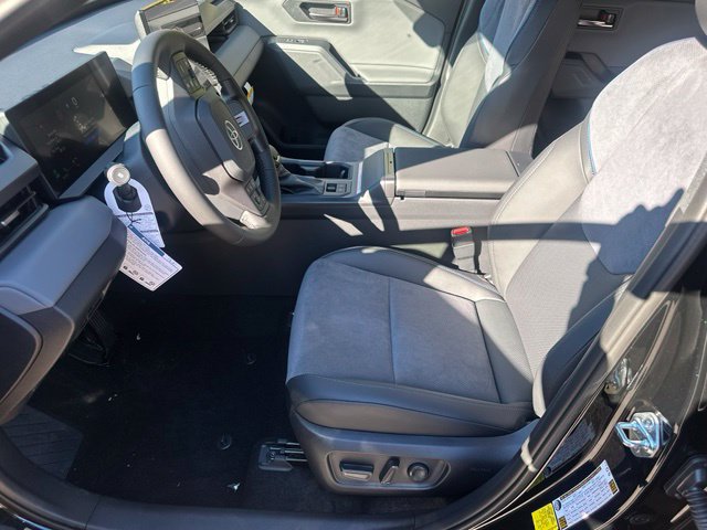 New 2026 Toyota RAV4 XSE w/ Weather Package AWD/4WD image 25