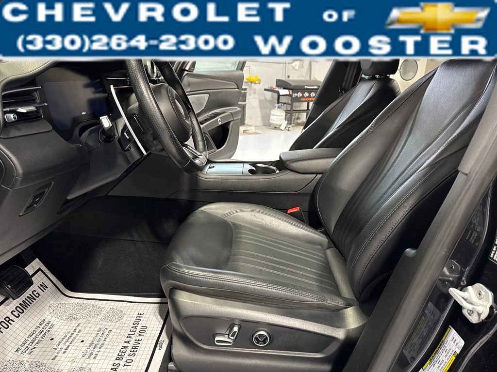 Used 2024 Maserati Grecale GT image 12