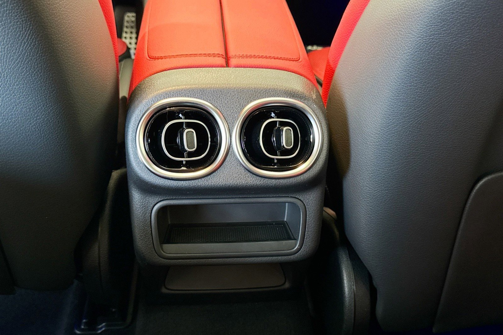 New 2026 Mercedes-Benz GLC 43 AMG 4MATIC image 23