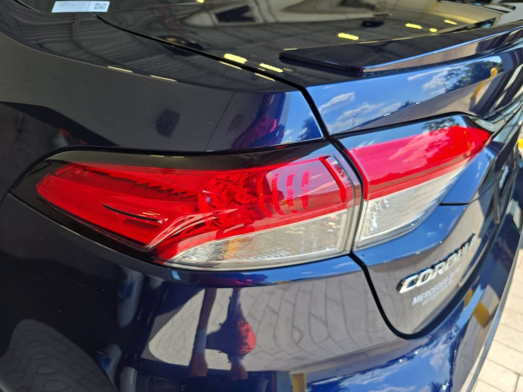 Used 2024 Toyota Corolla SE w/ SE Premium Package FWD image 35