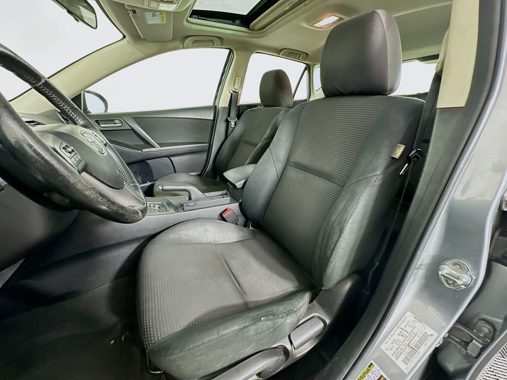 Used 2013 MAZDA MAZDA3 i Touring w/ Preferred Equipment Pkg image 20