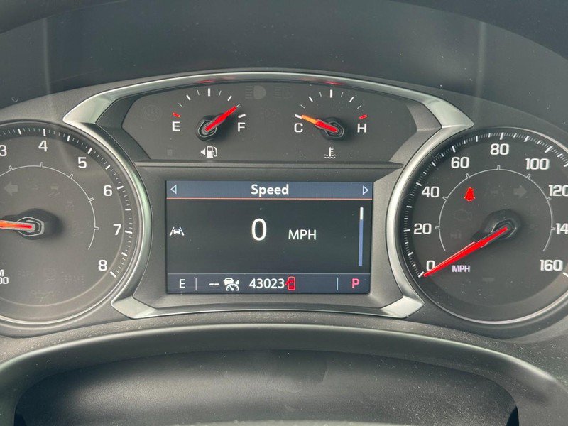 Used 2024 GMC Terrain AT4 w/ LPO, Floor Liner Package image 21